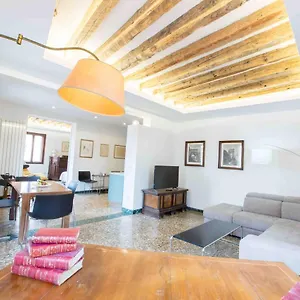  Apartment Ca Grimani Stunning View And Comfort Italy