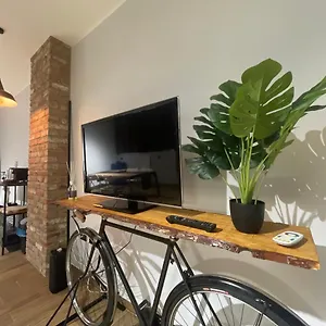 Industrial House 3 Bed & Breakfast Corsico